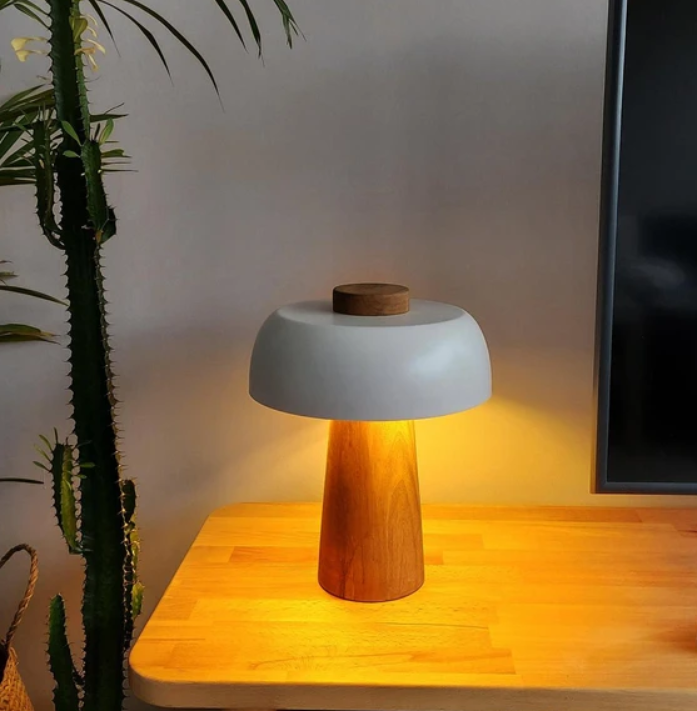 Ahşap Mantar Masa Lambası - Mat Siyah