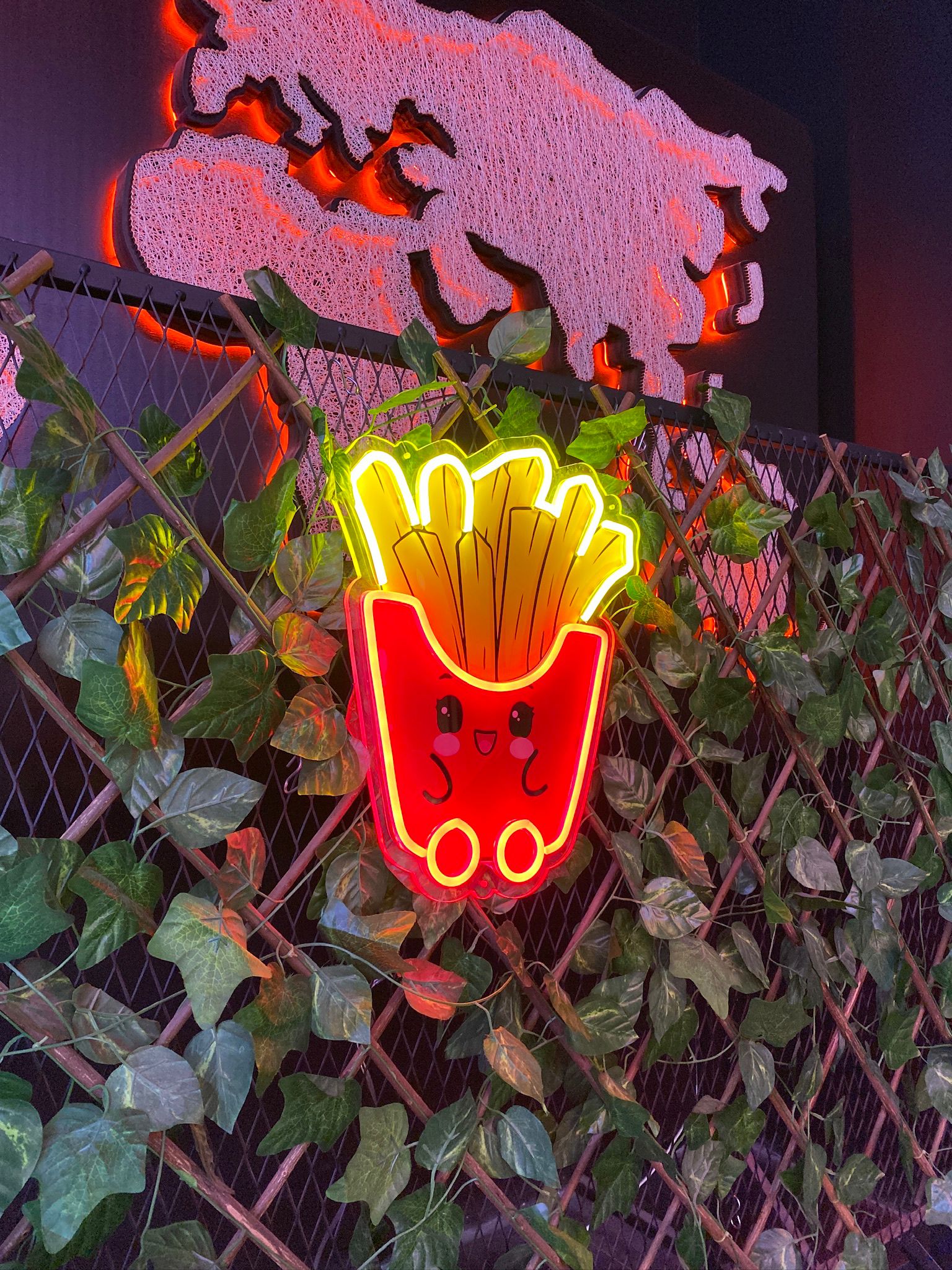 Patates Kızartması Neon Lamba | ByLamp