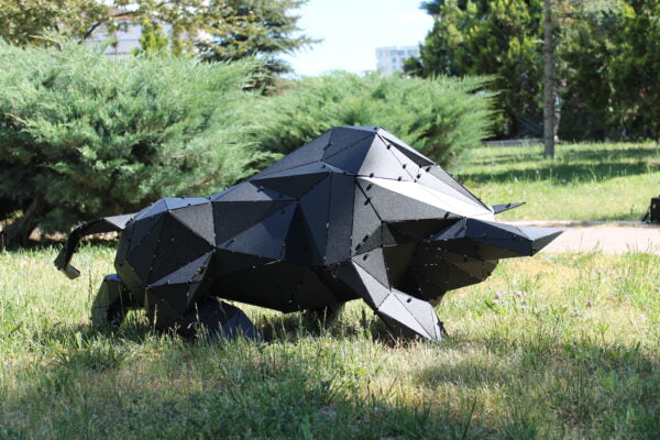 3D Metal Geometrik El Yapımı Boğa Heykeli | ByLamp