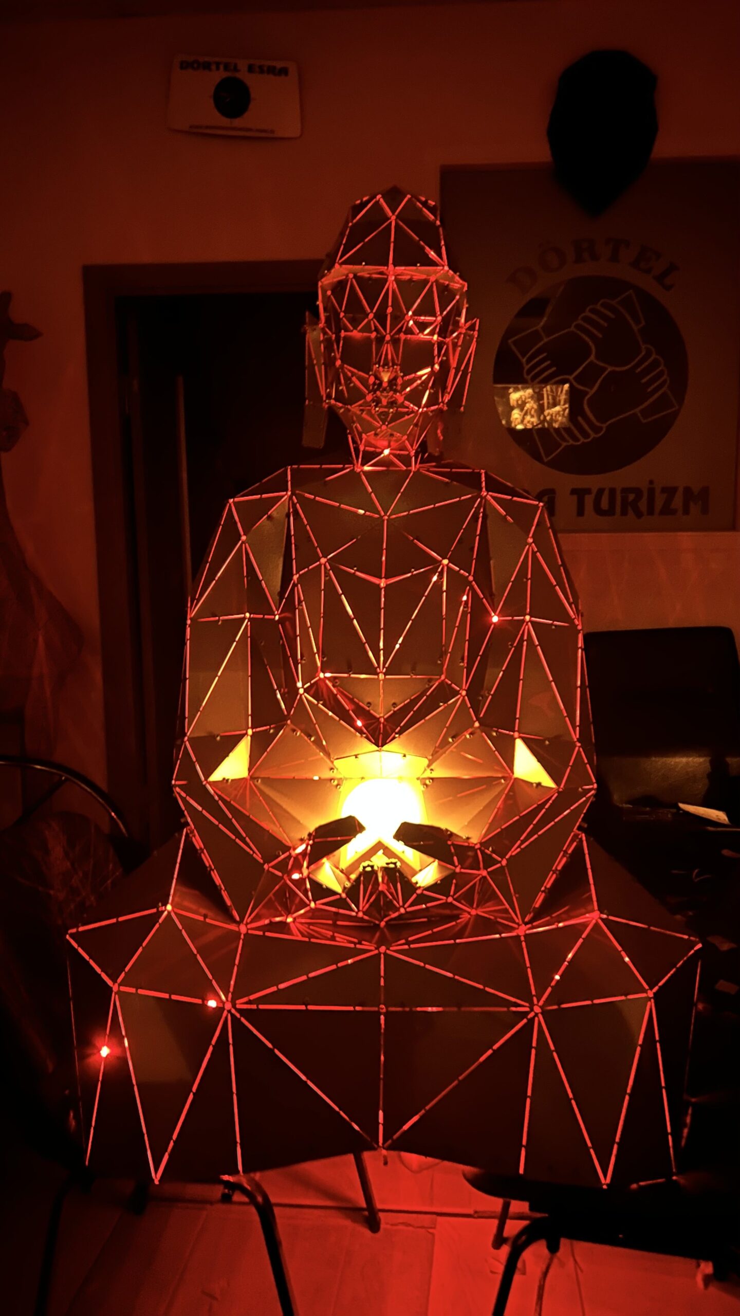 3D Metal Geometrik El Yapımı Buddha Heykeli | ByLamp