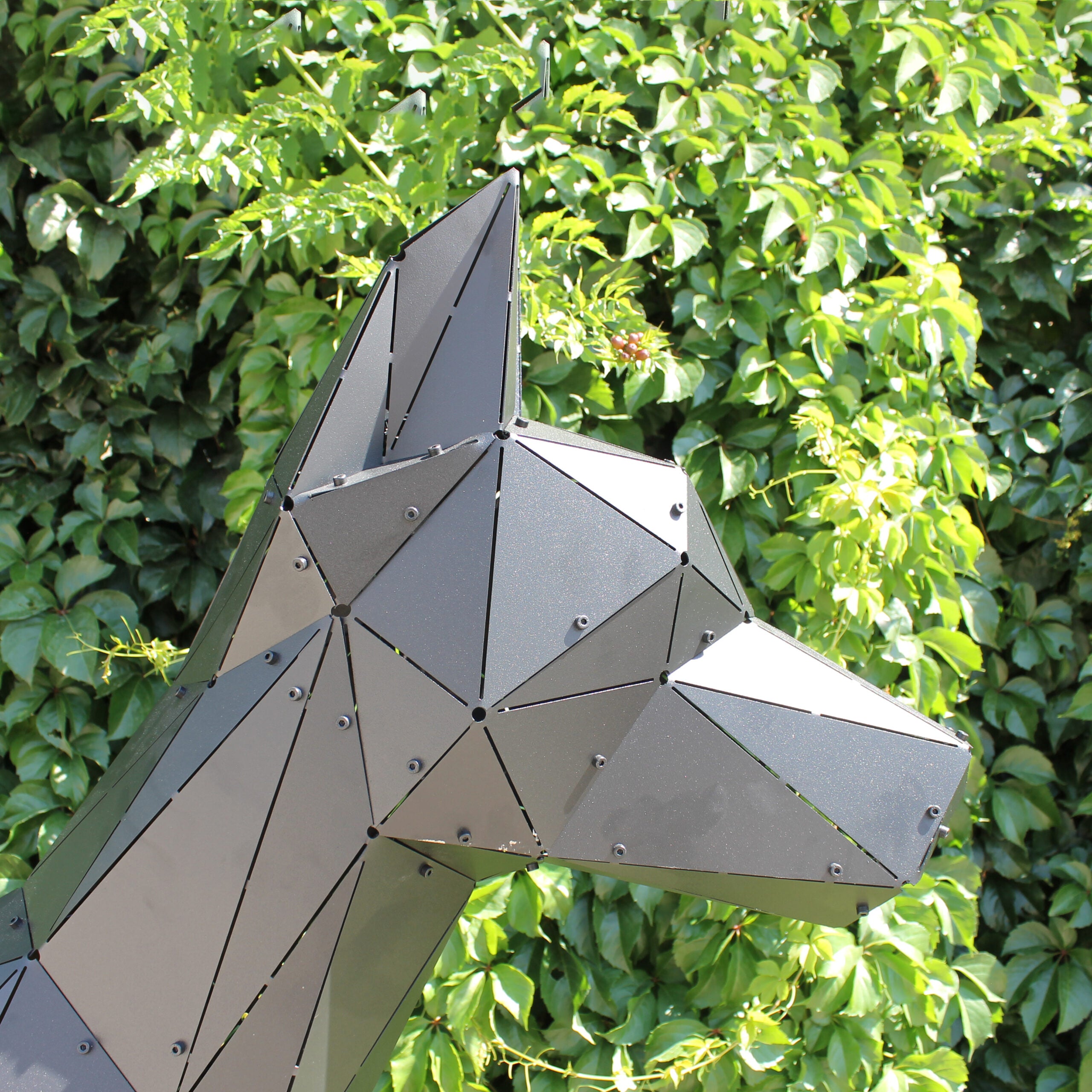 3D Metal Geometrik El Yapımı Doberman Heykeli | ByLamp