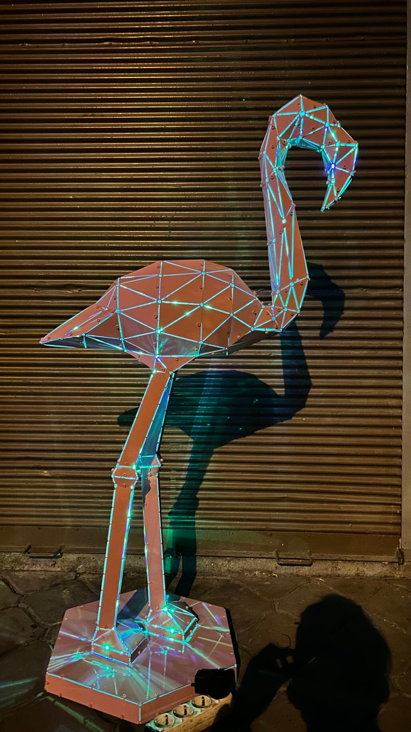 3D Metal Geometrik El Yapımı Flamingo Heykeli | ByLamp