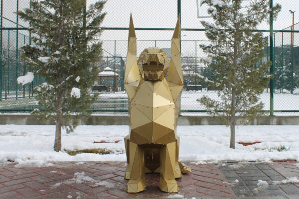 3D Metal Geometrik El Yapımı Griffin Heykeli | ByLamp