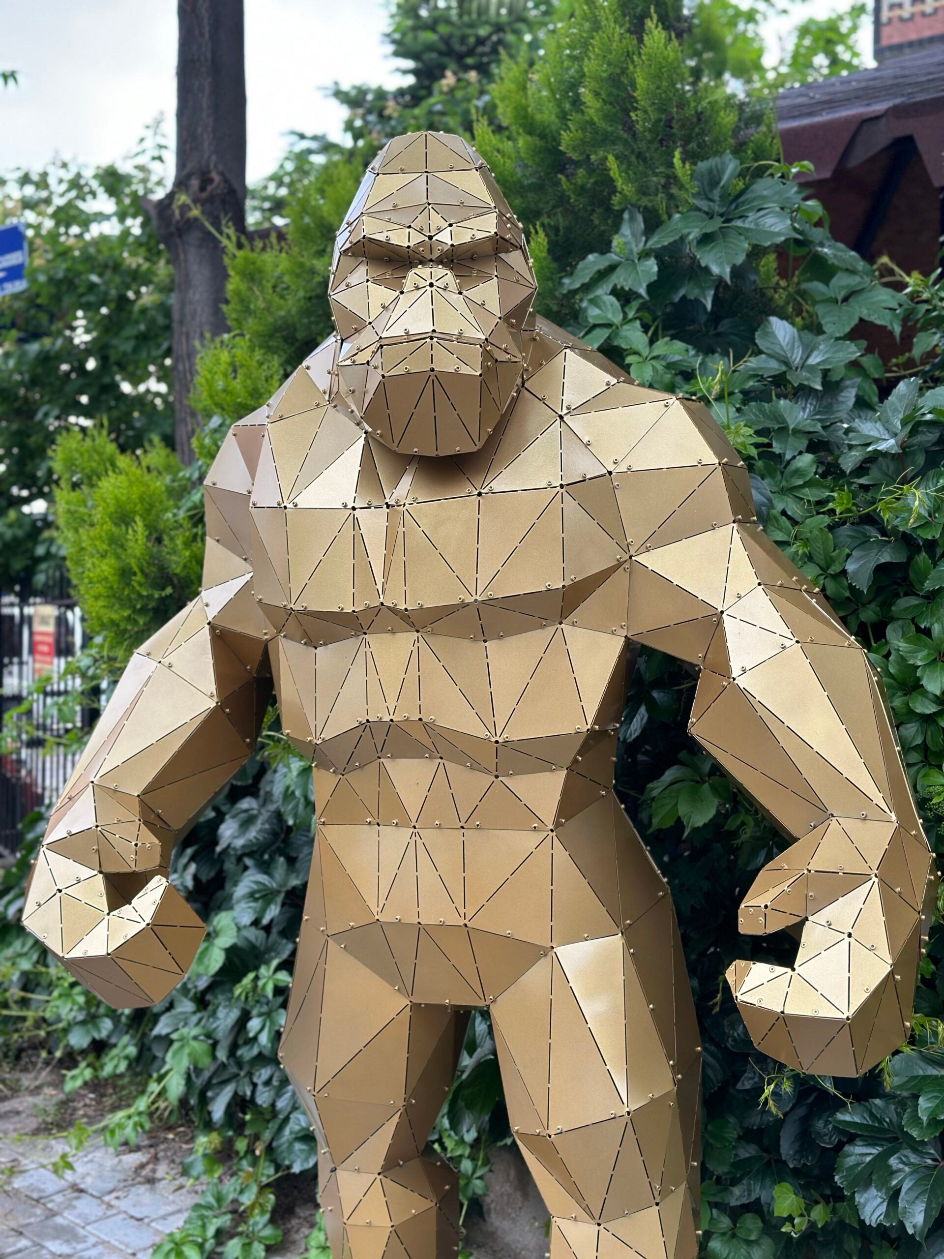 3D Metal Geometrik El Yapımı Kingkong Heykeli | ByLamp