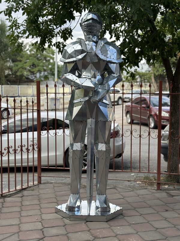 3D Metal Geometrik El Yapımı Knight Heykeli | ByLamp