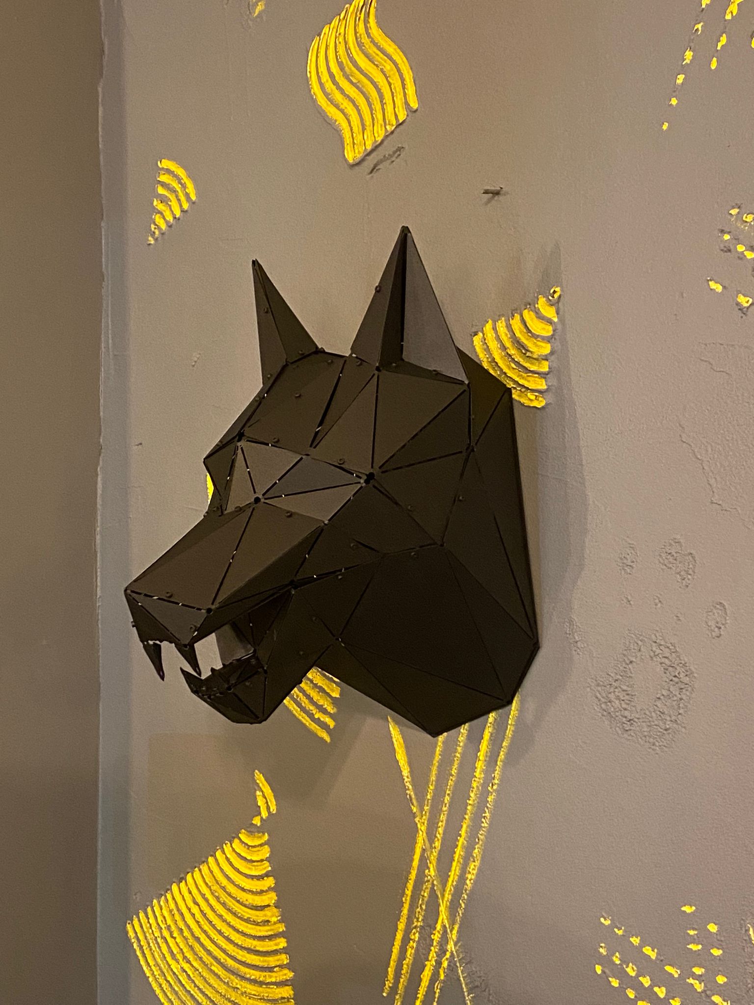 3D Metal Geometrik El Yapımı Kurt Heykeli | ByLamp