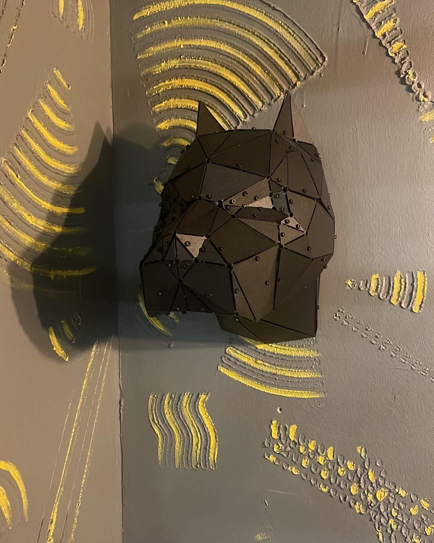 3D Metal Geometrik El Yapımı Pitbull Heykeli | ByLamp