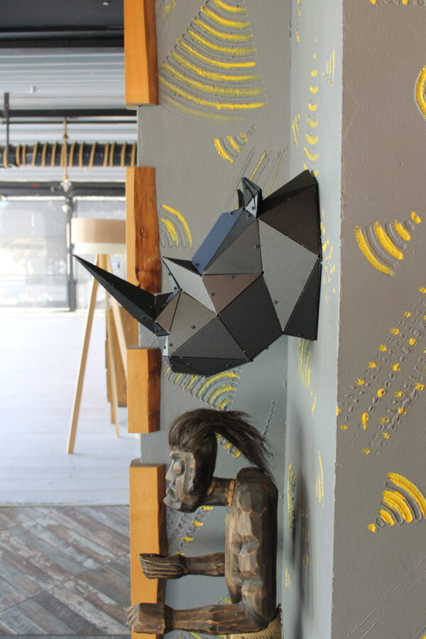 3D Metal Geometrik El Yapımı Rhino Heykeli | ByLamp