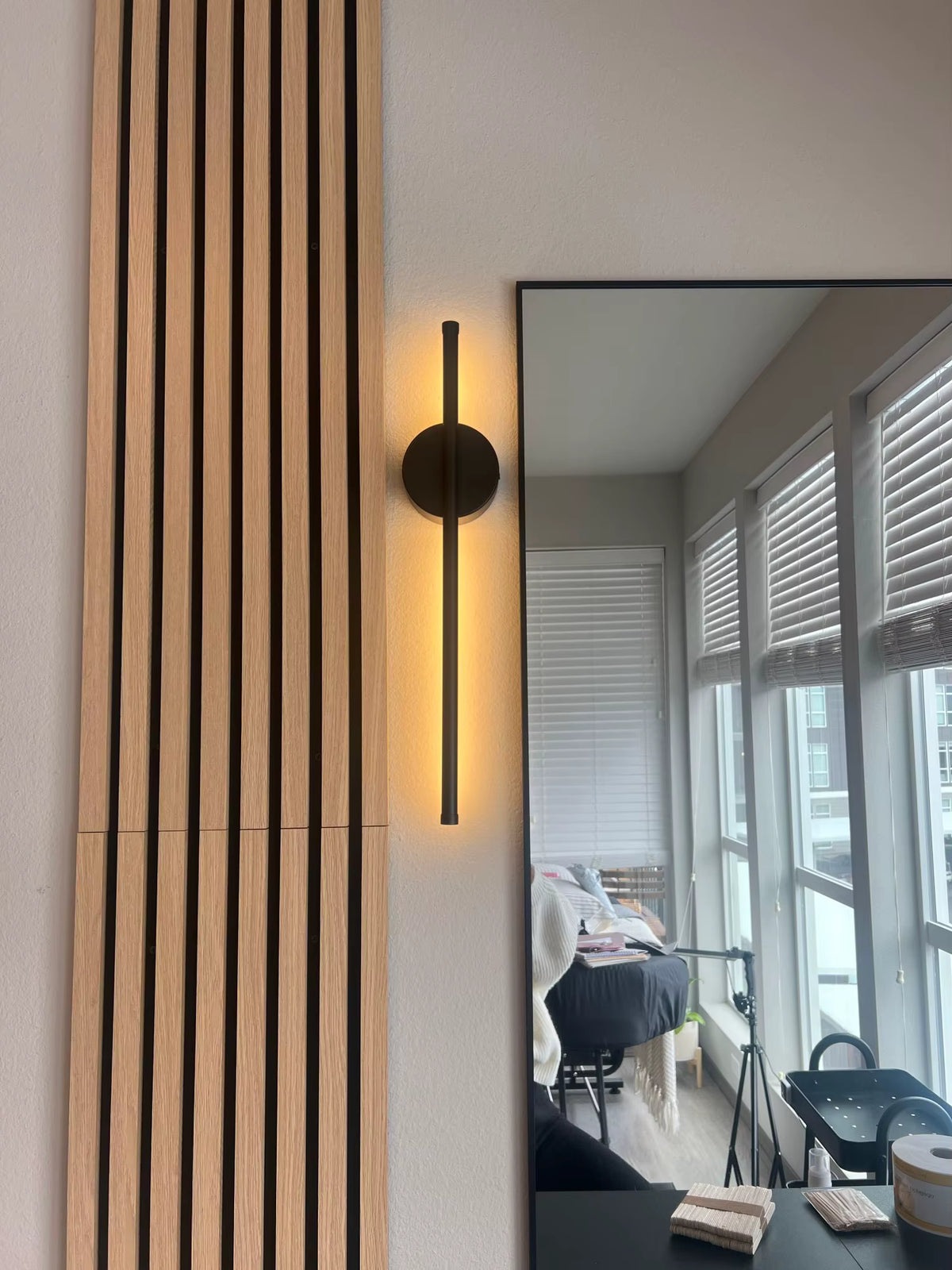 Duvara Yansımalı Şarjlı LED Siyah Olta Aplik | ByLamp