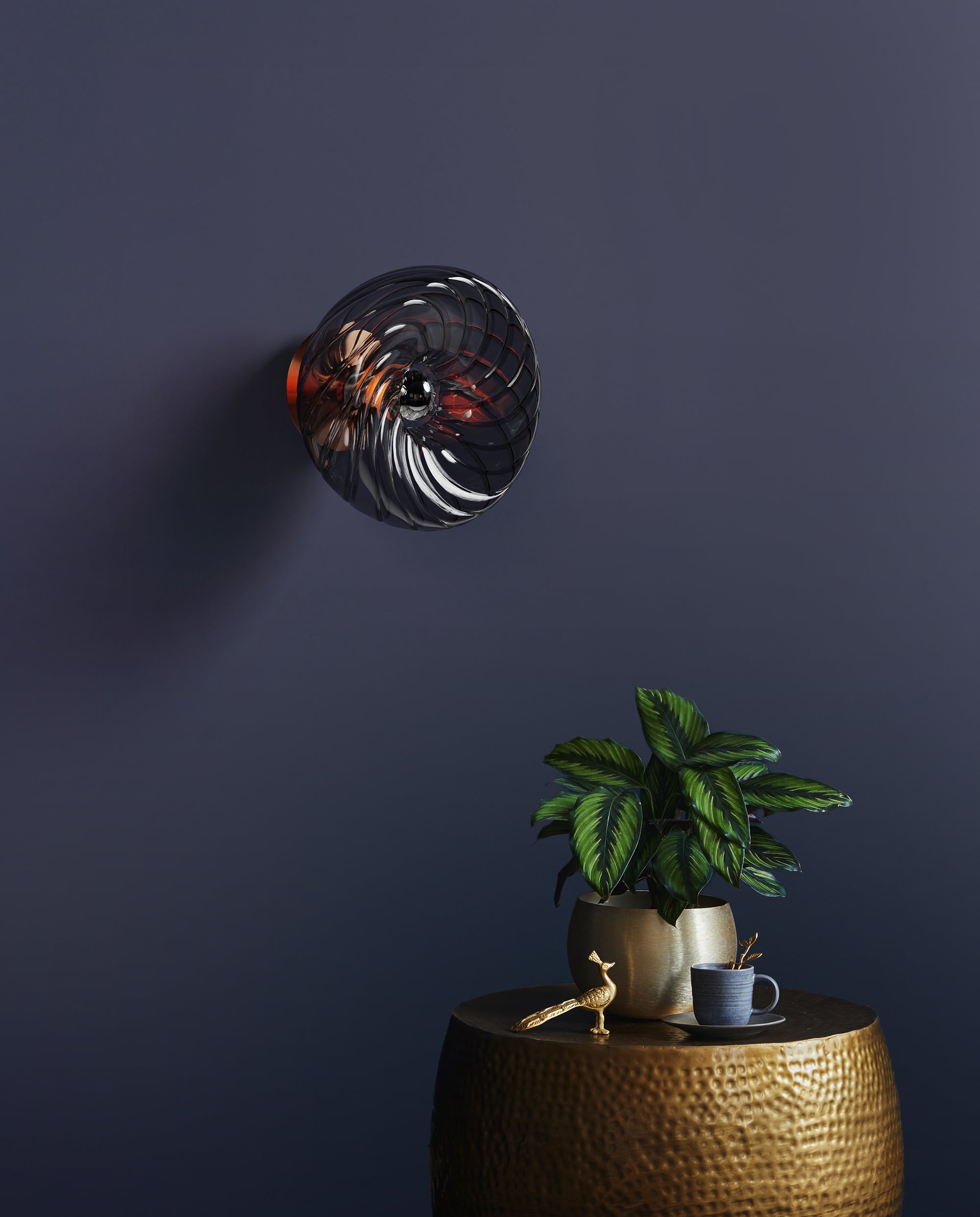 Dönence Aplik Füme Cam Aplik Duvar Aydınlatma | ByLamp