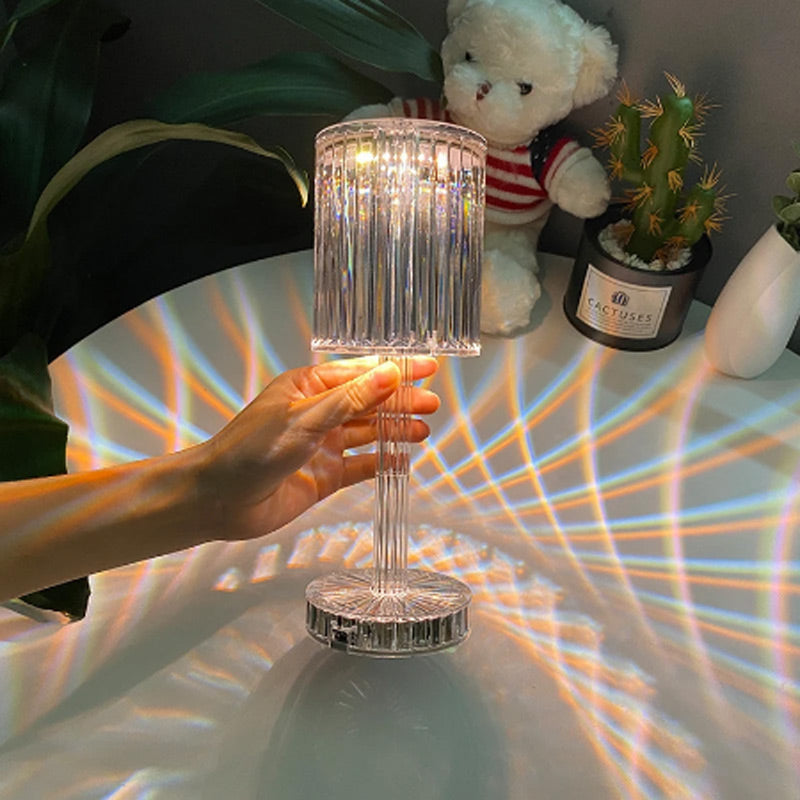 Elmas Işık Yansımalı Kristal Masa Lambası