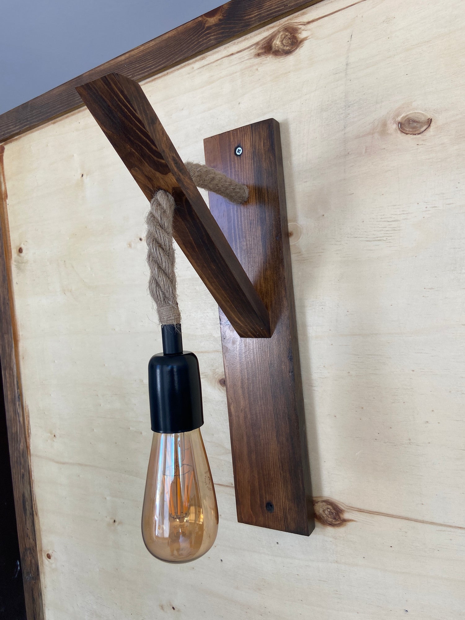 Defne DF 105 Ahşap Aplik Duvar Aydınlatma | ByLamp