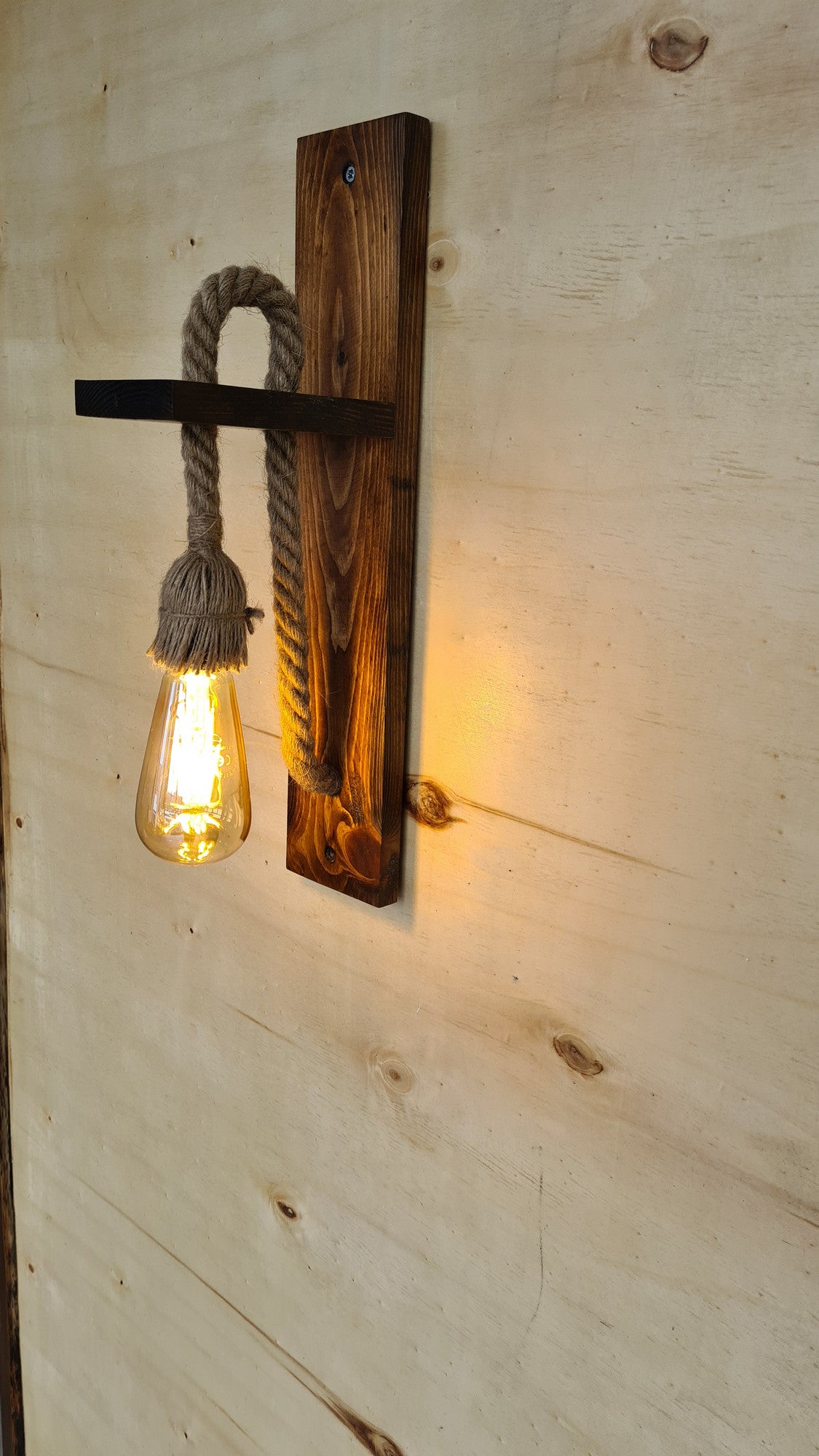 Kavak KV 117 Ahşap Aplik Duvar Aydınlatma | ByLamp