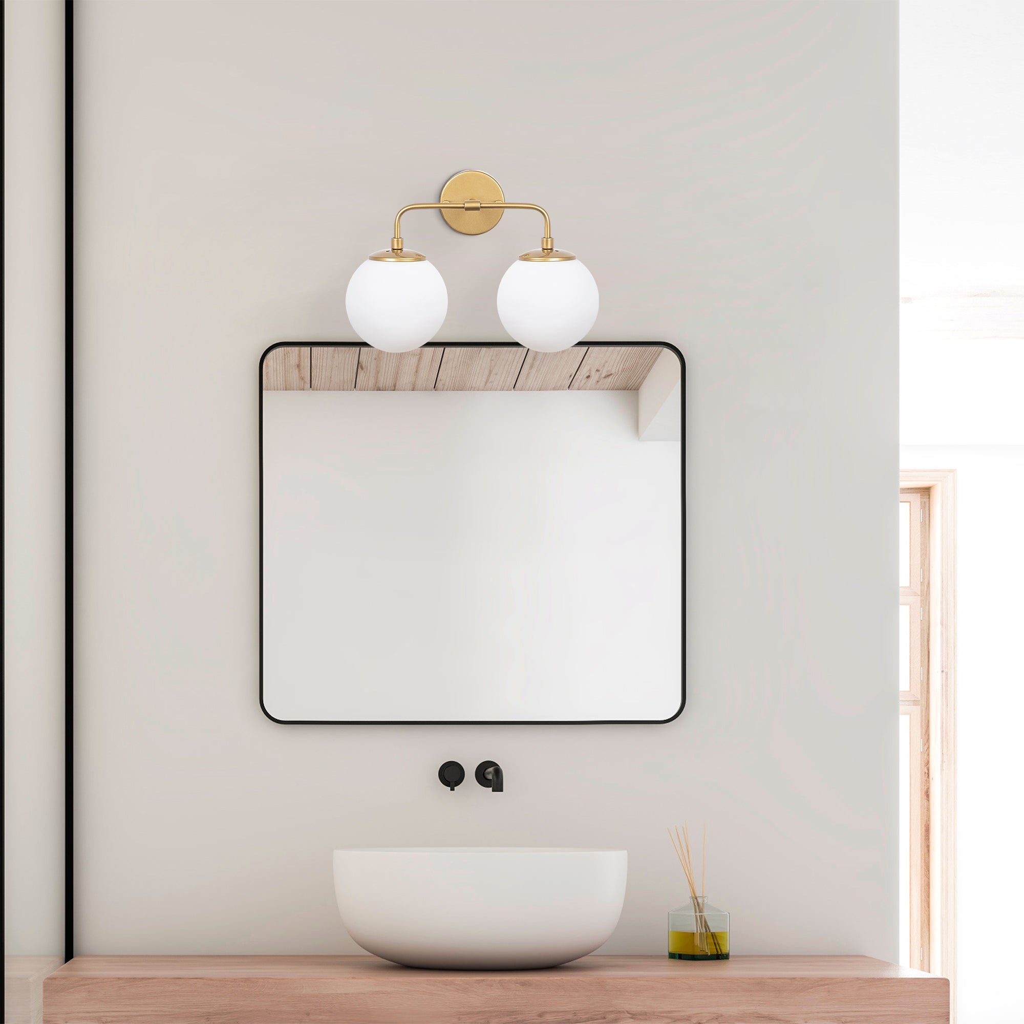 Horn 12210 Cam Aplik Duvar Aydınlatma | ByLamp