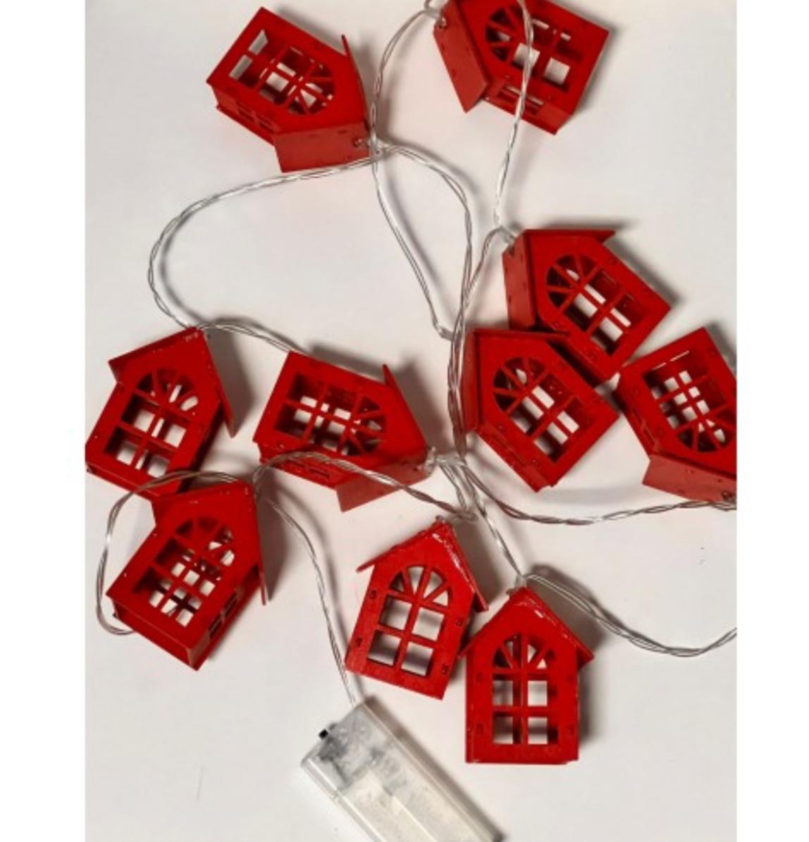 Ahşap Kırmızı Ev Işık Zinciri