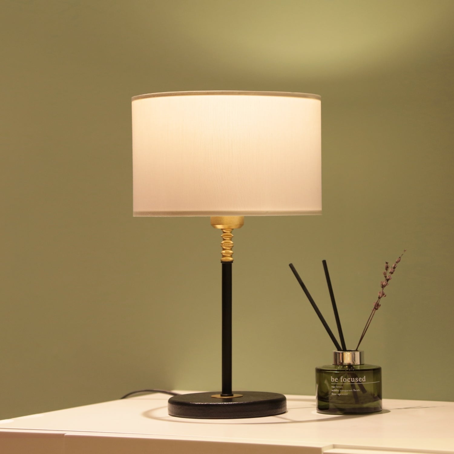 Palermo Gold Detaylı Krem Başlıklı Abajur Masa Lambası | ByLamp