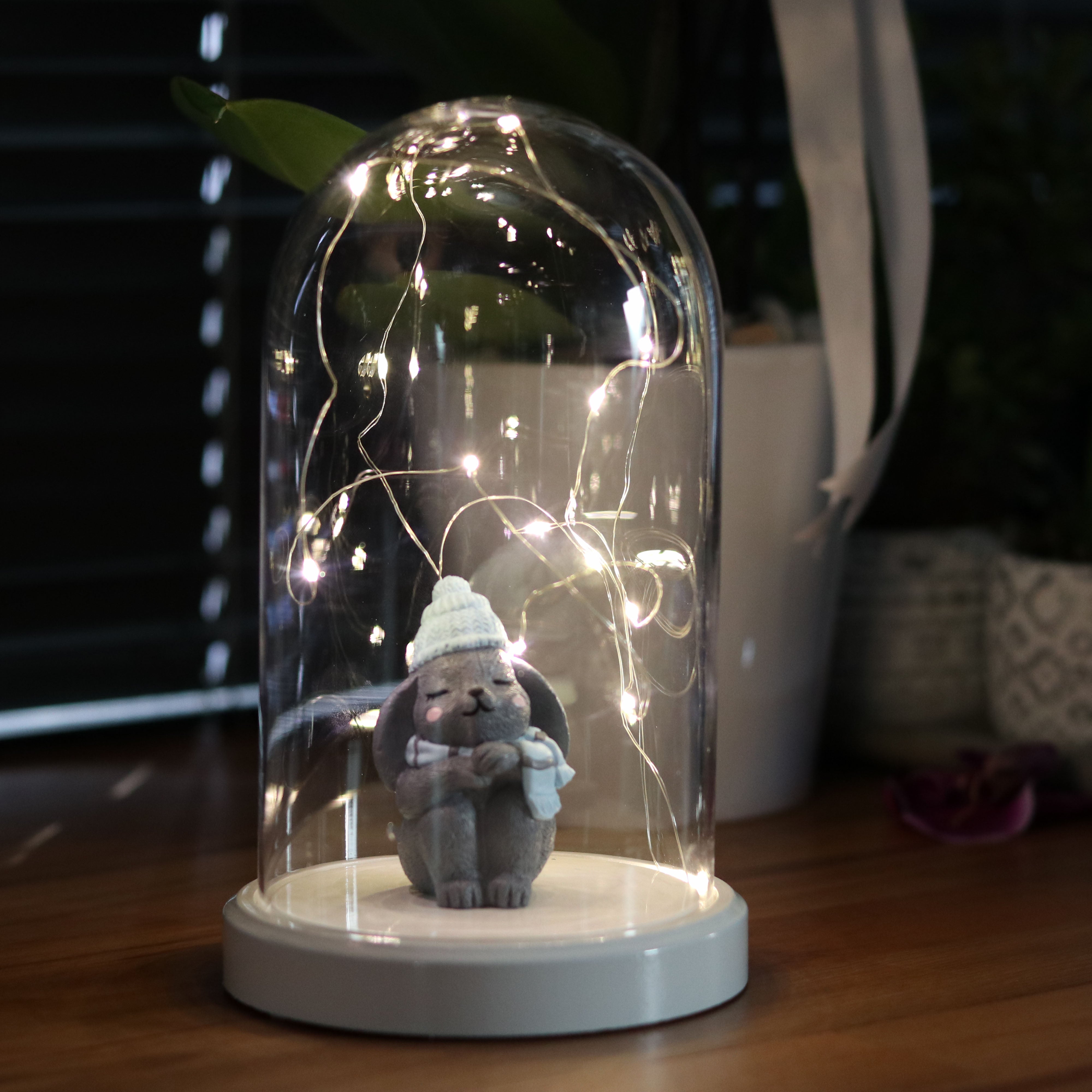 Rabbit figured lamp with light glass fanus blue hat