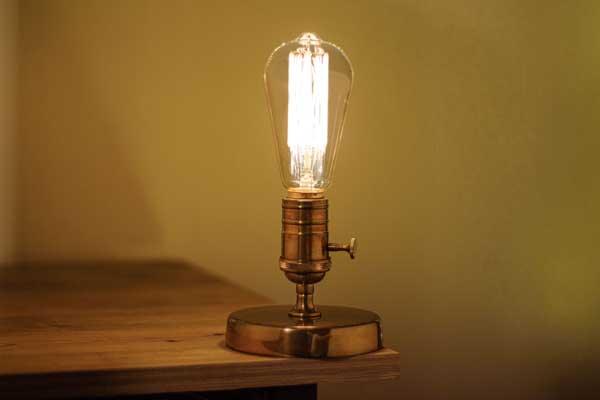 Retro Prinç Masa Lambası