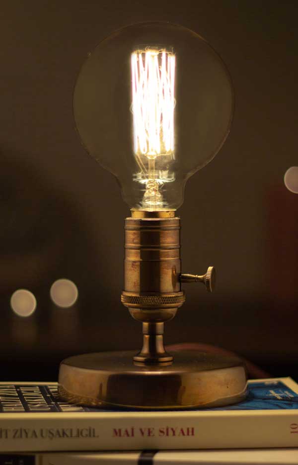 Retro Prinç Masa Lambası