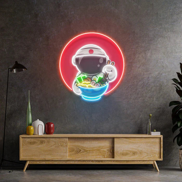 Ramen Yiyen Astronot Neon Lamba | ByLamp