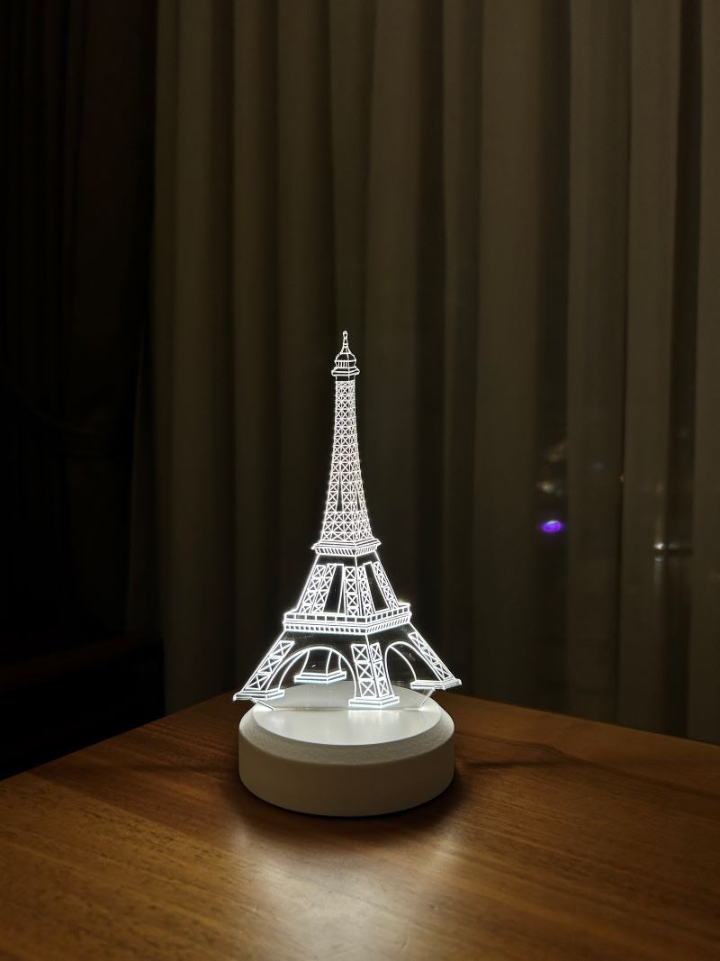 3-D Eiffel Lamp