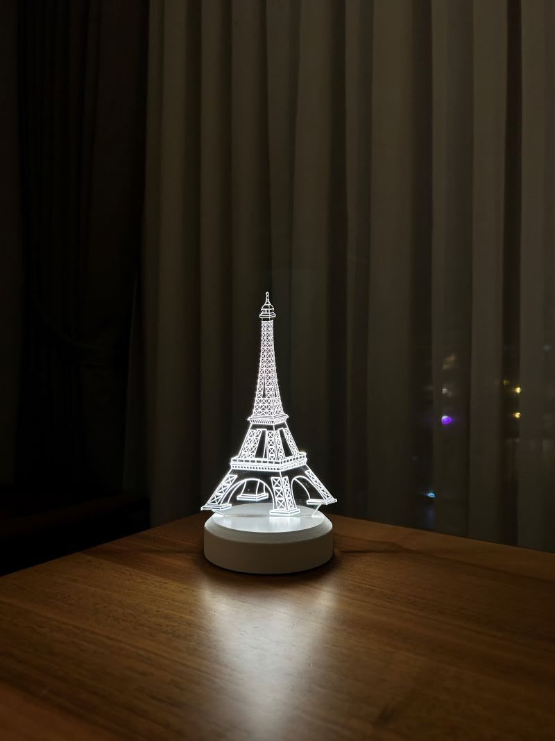 3-D Eiffel Lamp