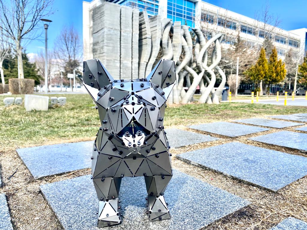 3D Metal Geometrik El Yapımı French Bulldog Heykeli | ByLamp