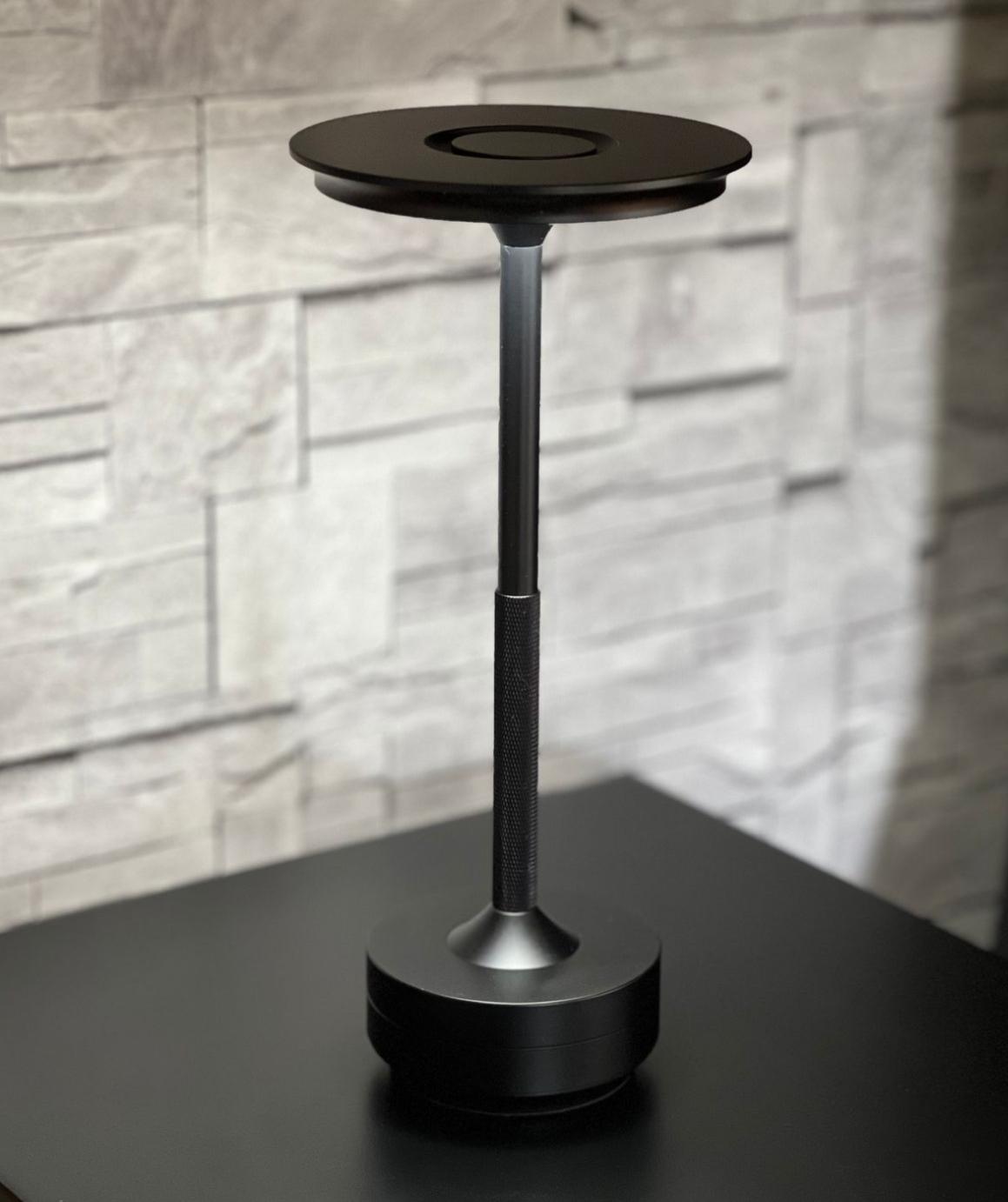 Siyah Metal Masa Lambası | ByLamp