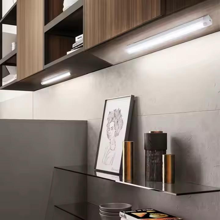 Şarjlı Sensörlü Çubuk LED Aydınlatma 50 cm | 2 Adet 20 cm Hediye