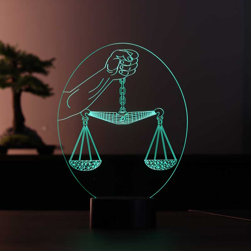 Adalet Terazisi Figürlü Dekoratif Hediye Led Masa Lambası | BYLAMP