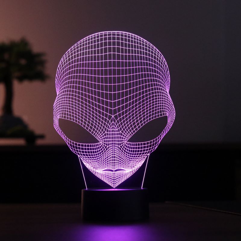 مصباح 3D الغريبة