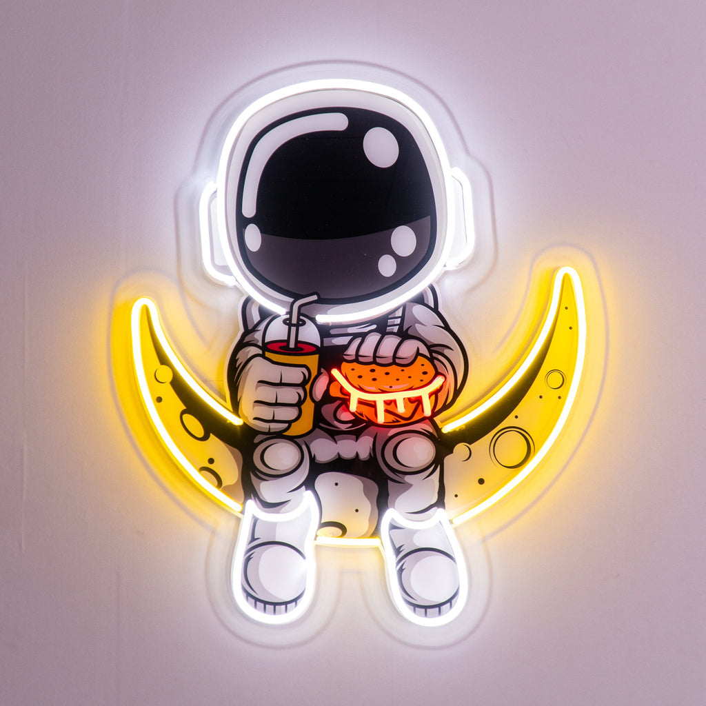 Astronot Figürlü Led Neon Lamba