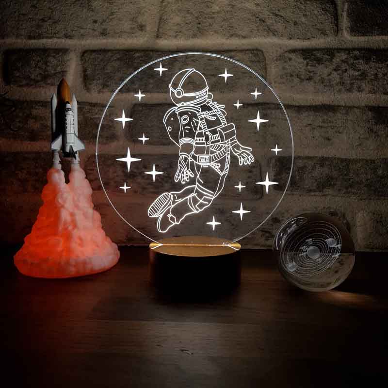 Astronot Figürlü Dekoratif Hediye Led Masa Lambası