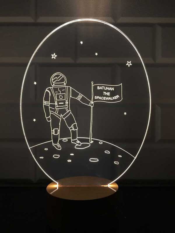 Astronot Figürlü Dekoratif Hediye Led Masa Lambası