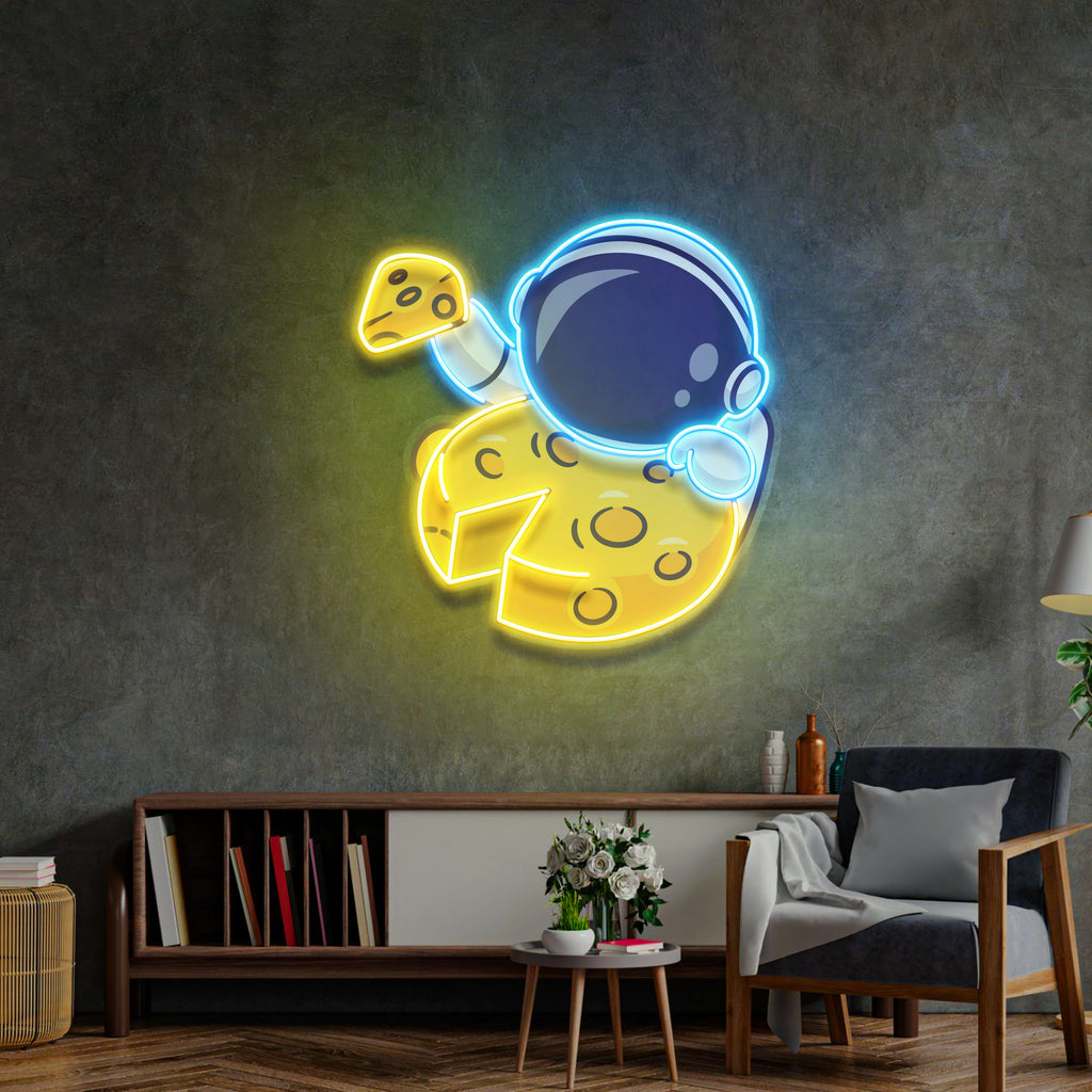 Astronot Ve Peynir Neon Lamba | ByLamp