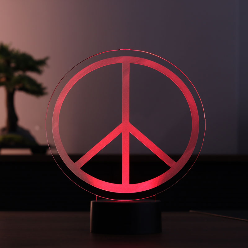رمز السلام بقيادة مصباح الطاولة