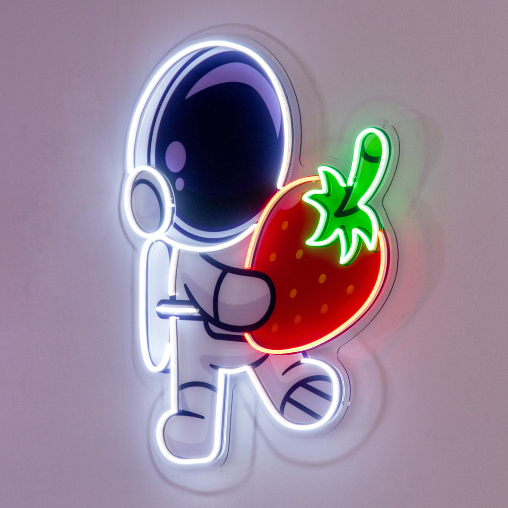 Çilek Tutan Astronot Neon Lamba | ByLamp