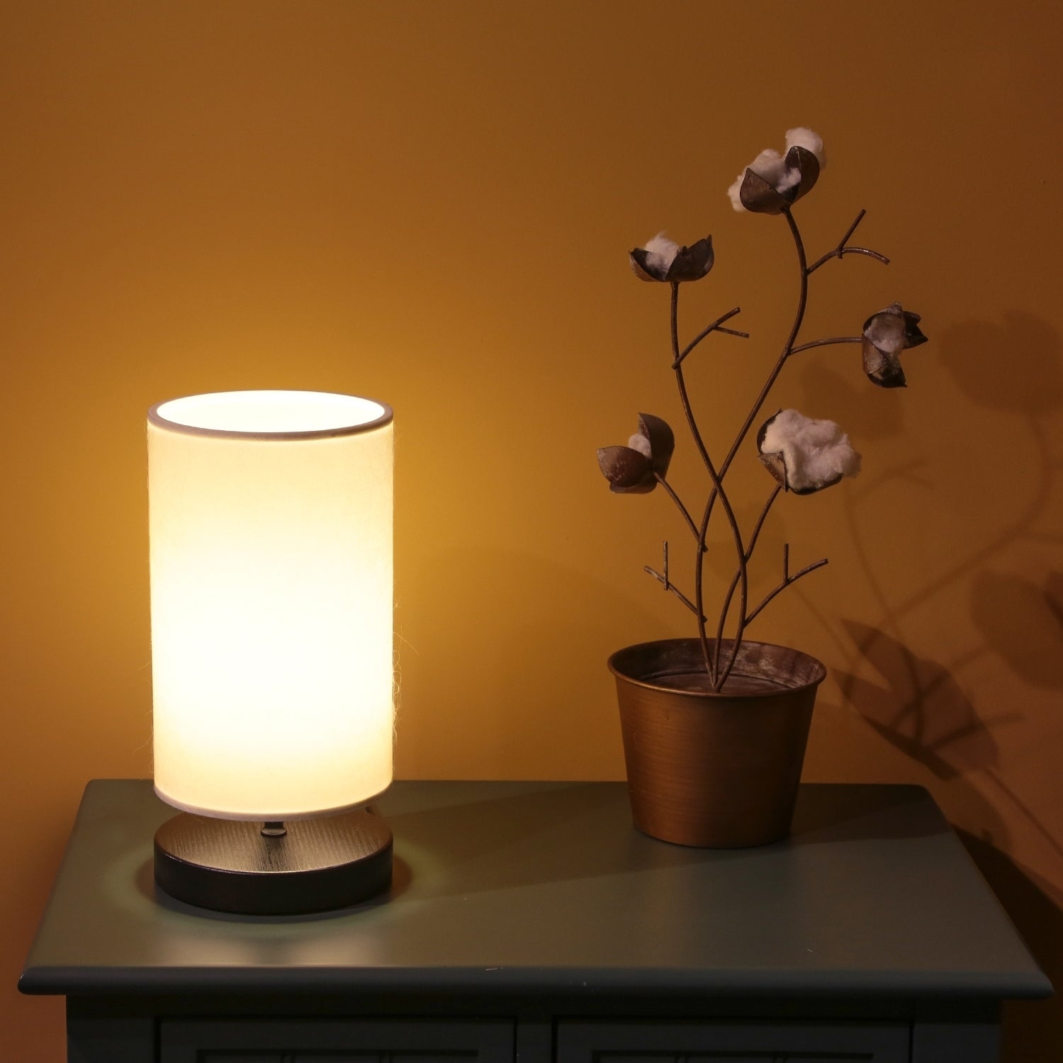 Krem Beyaz Kumaş Modern Abajur | ByLamp