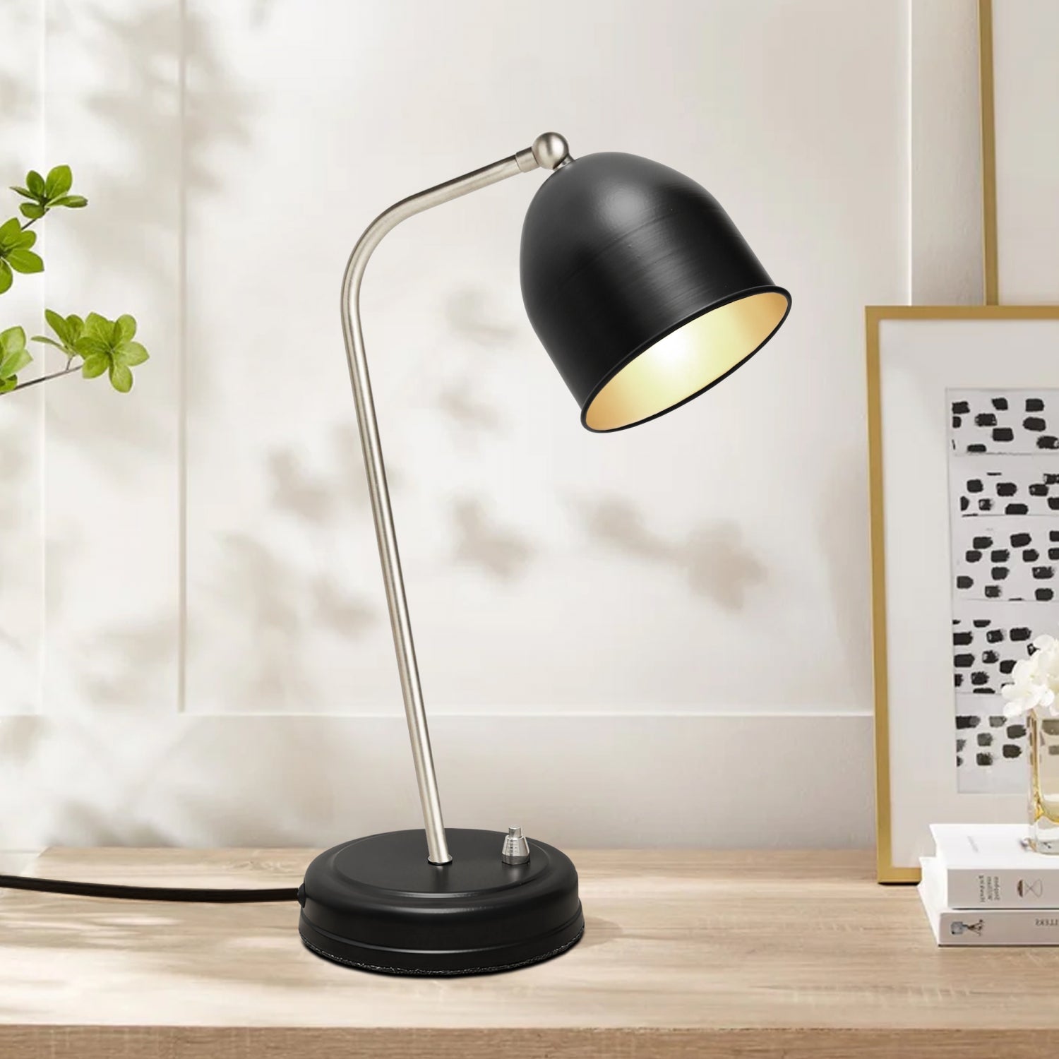 Luiq Black Table Lamp | ByLamp