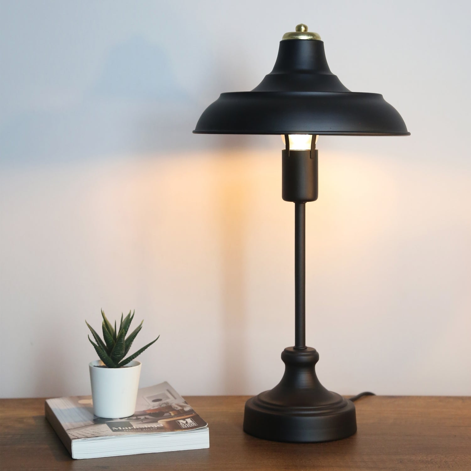 Metal Black Color Table Lamp | ByLamp