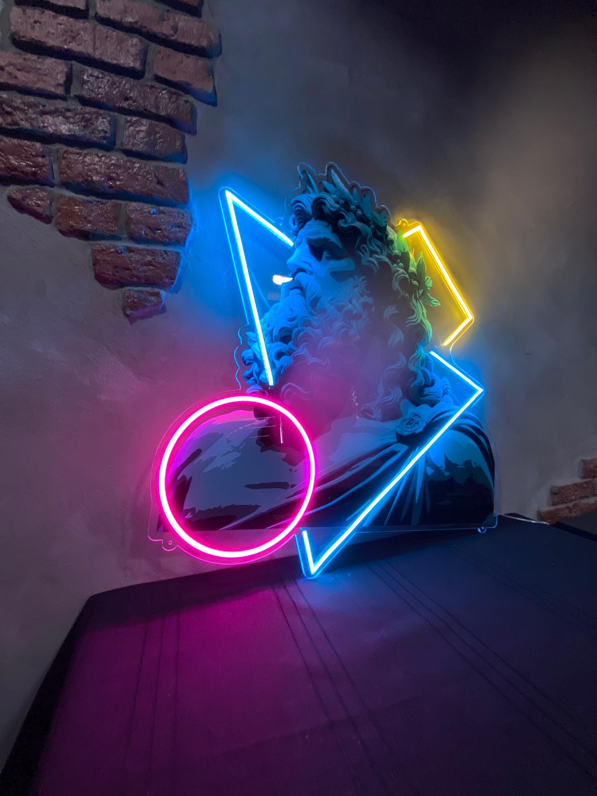 Neptün Deniz Tanrısı Neon Lamba | ByLamp