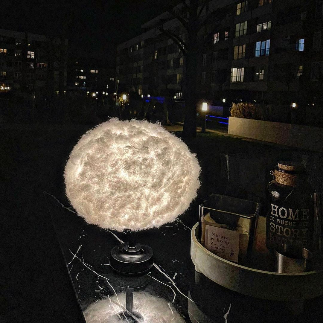 Rechargeable cloud table lamp