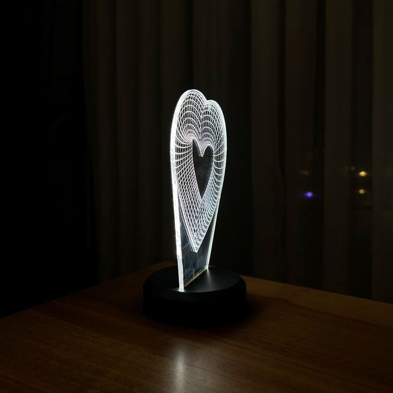 3-dimensional single-hearted LED lamp