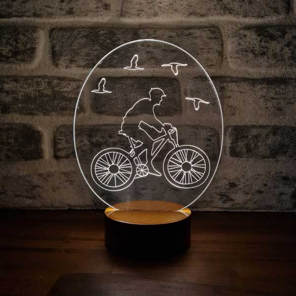 Bicicleta 3D y lámpara de pájaro