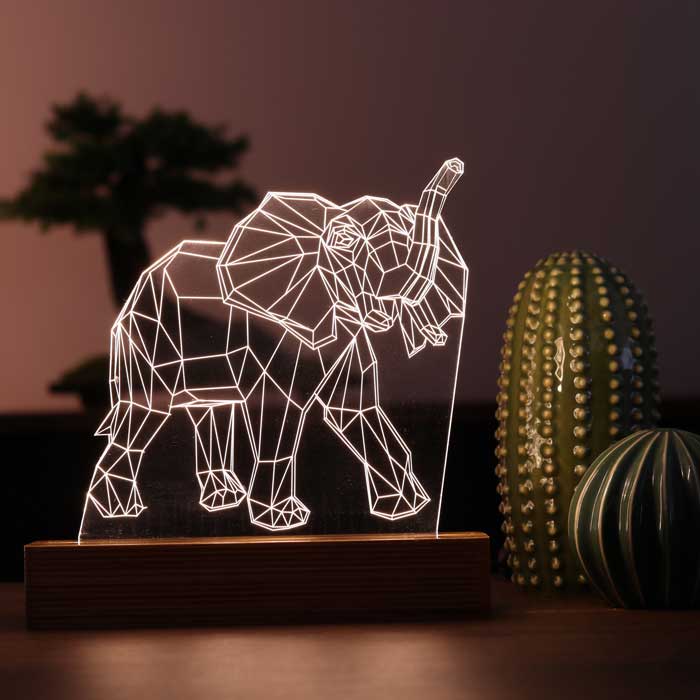 Luz nocturna geométrica de elefante 3D
