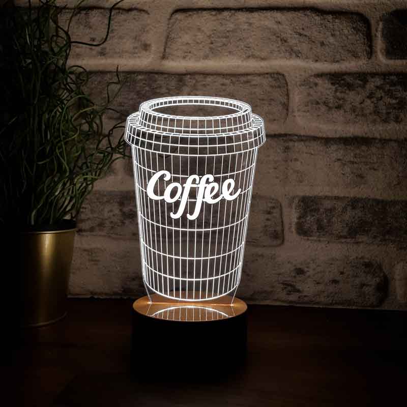 3d فنجان القهوة بقيادة مصباح الطاولة