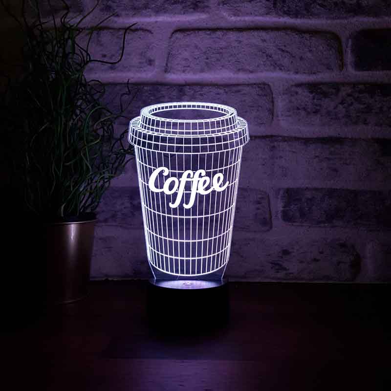 3d فنجان القهوة بقيادة مصباح الطاولة