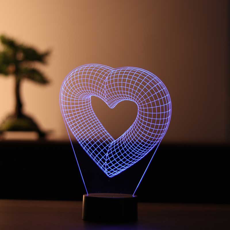 3-dimensional single-hearted LED lamp