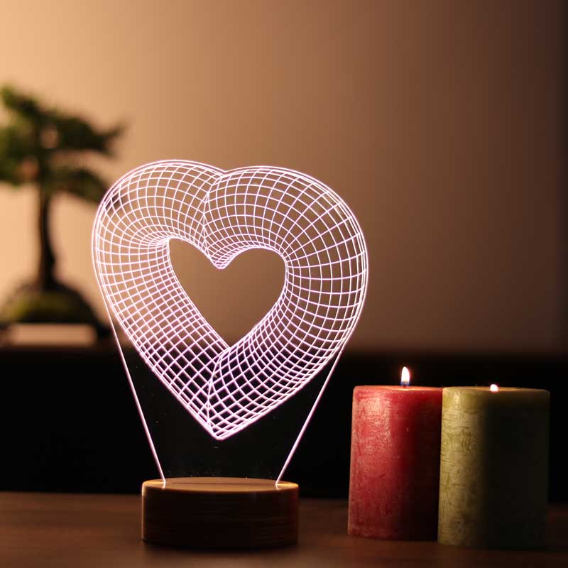 3-dimensional single-hearted LED lamp