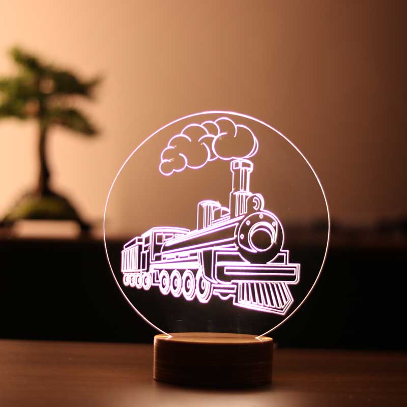 3D القطار بقيادة مصباح الجدول